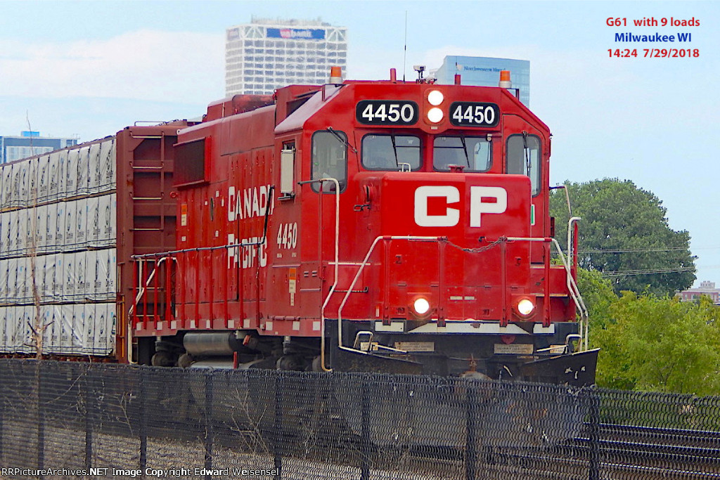 Former Soo GP38-2 has the 9-car G61 local